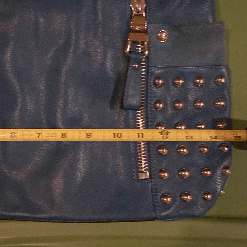 B Makowsky Blue Leather Handbag w/studs - Picture 10 of 11